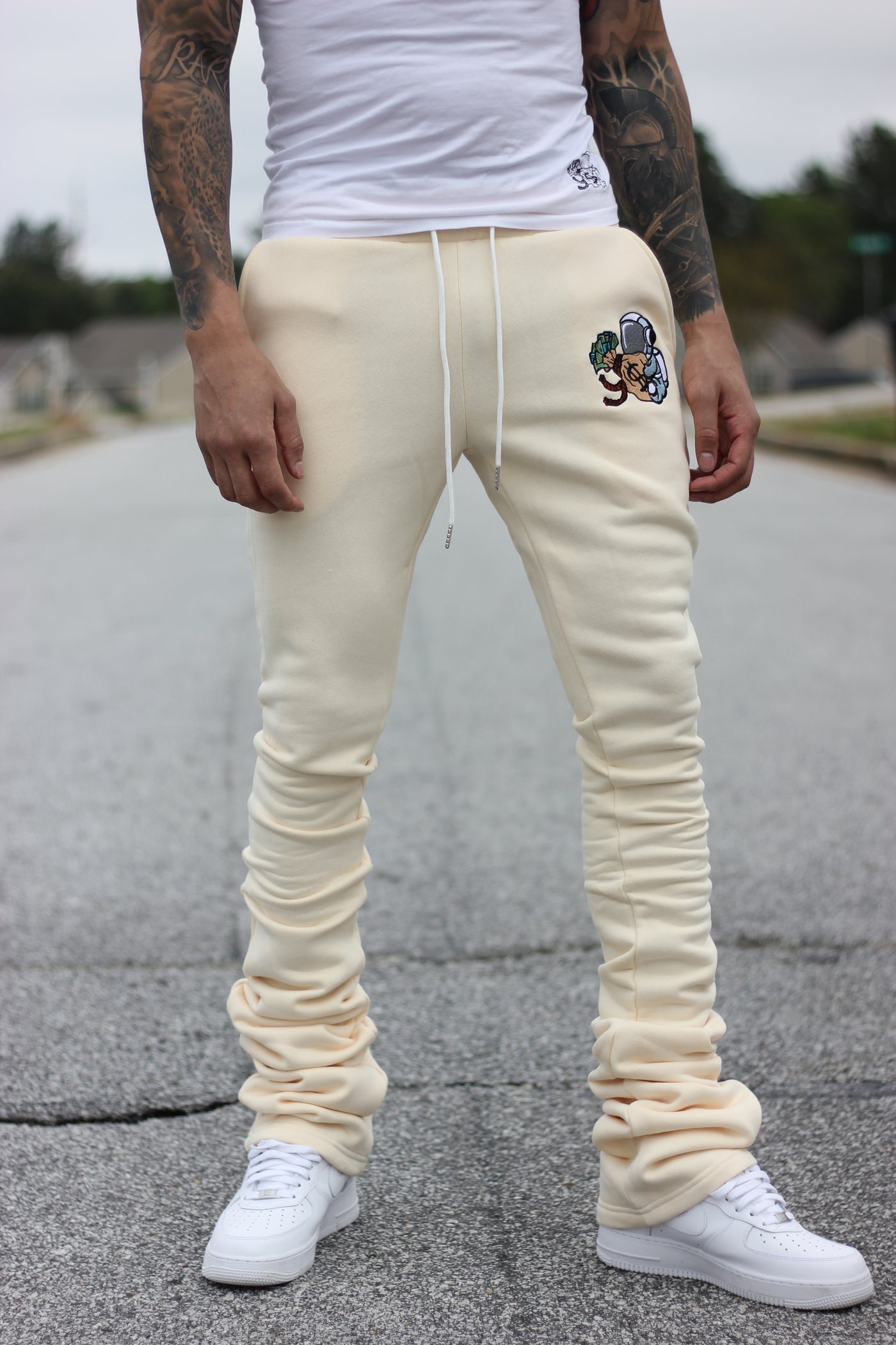 Super Stacked Cream Joggers